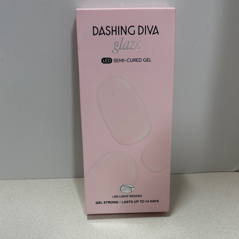 Dashing Diva GLAZE LED Semi-Cured Gel in TAN LINES